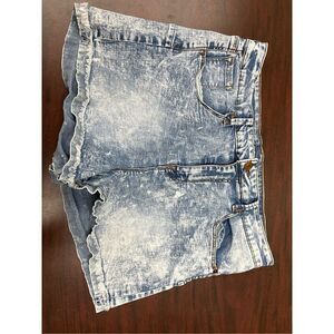 No Boundaries High Rise Denim Shorts Size 15